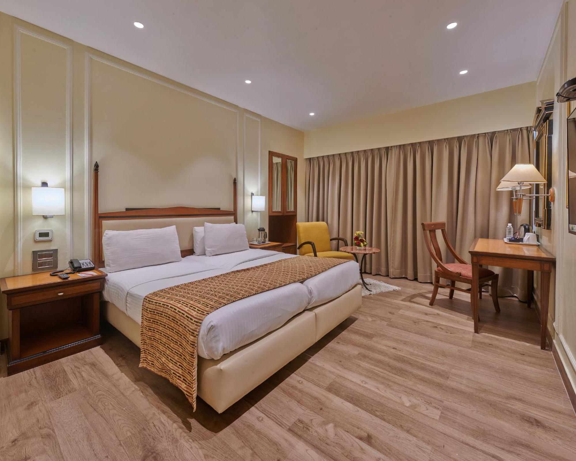 Hotel Residency Andheri Mumbai Exterior photo