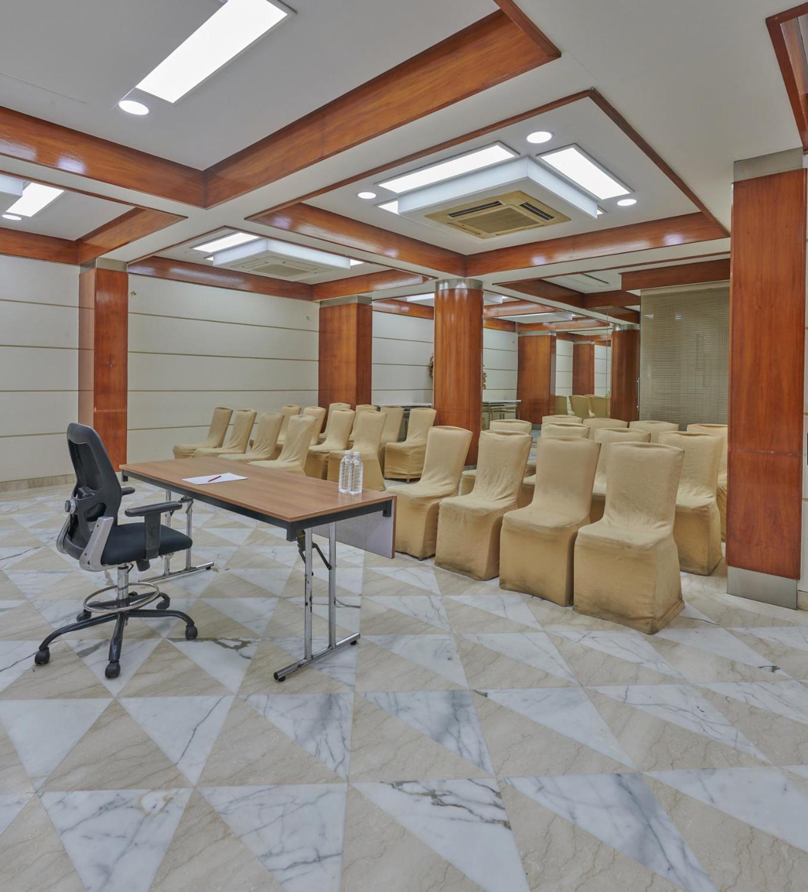 Hotel Residency Andheri Mumbai Exterior photo